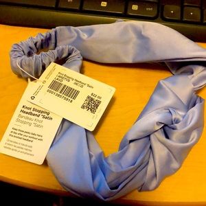 Lululemon knot stopping headband -tags on never been worn